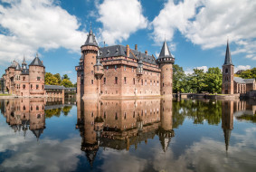 Castle de Haar, Haarzuilens, in the Netherlands     2048x1378 castle de haar,  haarzuilens,  in the netherlands, ,  , , , 