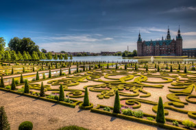 Frederiksborg Castle and Garden, Hillerød, Denmark     2048x1365 frederiksborg castle and garden,  hiller&, 248,  denmark, ,  , , , 