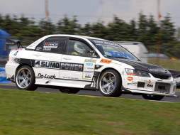     92696 (a):sparco :1024x768