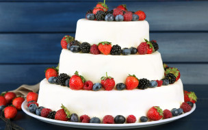      2880x1800 , , , , dessert, sweet, cake, berries, , , , , , , , 