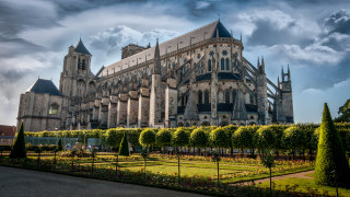 Bourges Cathedral     2048x1152 bourges cathedral, , -  ,  ,  , , 