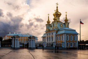Peterhof Palace near St Petersburg, Russia     2048x1383 peterhof palace near st petersburg,  russia, , -,   , , , 