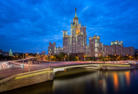 Moscow, Russia     2000x1370 moscow,  russia, ,  , , , , 